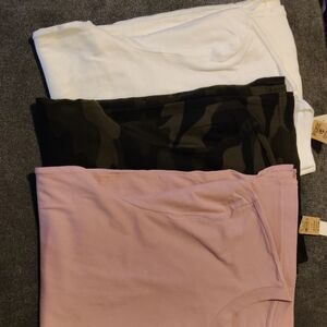 Women's Multi-Color Top Set Bundle Of 4